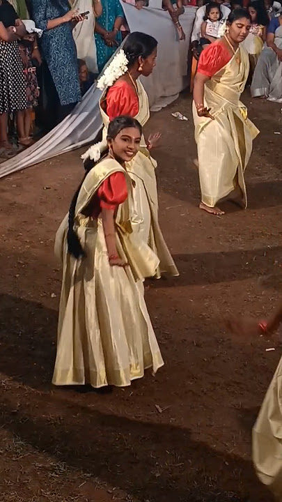 കാണാനഴകുള്ള പെണ്ണിവളാ 2...|Aadana Kandalum Padana Kandalum #kaikottikali #dance #song
