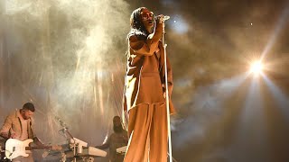 Rihanna - Needed Me Live At Anti Tour Los Angels