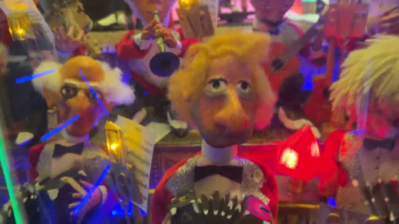 Tango. Gustavo Rosas. Dj Gus .Orquesta de Muñecos en Marabu.Marzo 2023.Buenos Aires