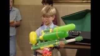 Everyone shows off their waterguns