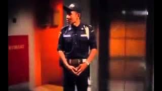 Film Indonesia   Ada apa dengan Pocong 2011 Full Movie low