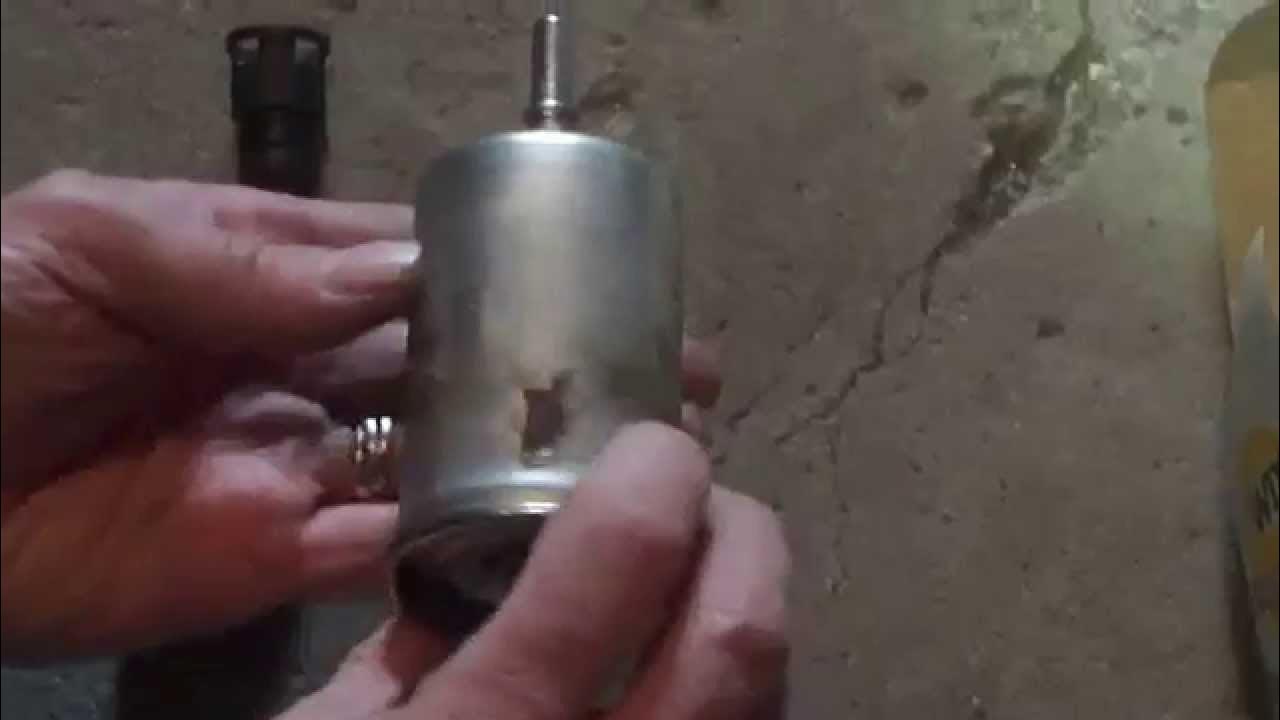 Checking Fuel Pressure And Fuel Filter Replacement (No Schrader Valve