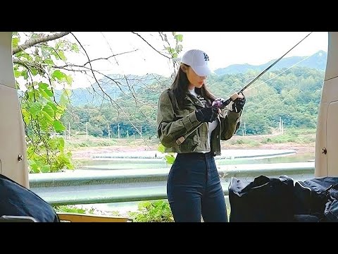Reservoir <strong>Bass</strong> <strong>Fishing</strong> in Korea. 배스 낚시