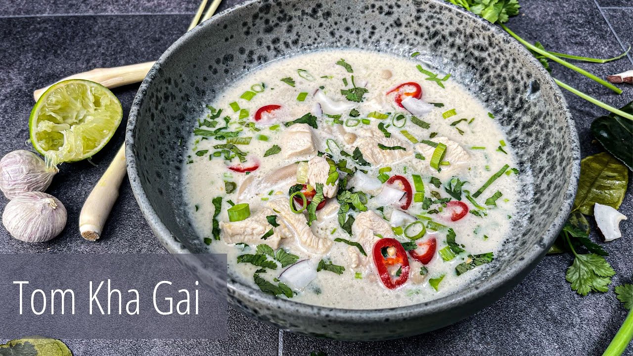 Thailändische Tom Kha Gai Suppe mit Zitronengras - Einfach lecker!