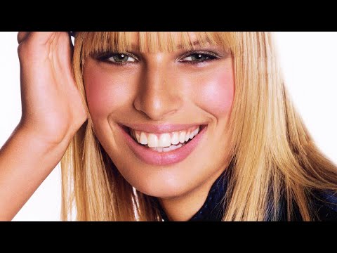 Video: Karolina Kurkova: Biografi, Kreativitas, Karier, Kehidupan Pribadi