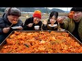 엄청난 크기의 아귀와 콩나물 미나리 가득 넣은 아귀찜!! (Steamed giant monkfish) 요리&amp;먹방!! - Mukbang eating show