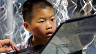 New series chronicles 'cure' for Internet addiction