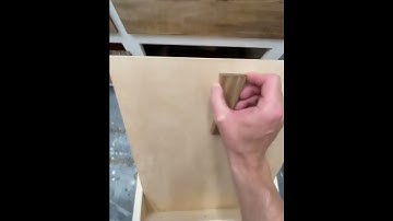 Drawer console with a secret compartment 🧐