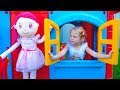 Настя и Кукла построили новый детский дом Nastya and Doll Pretend Play in Playhouse for children