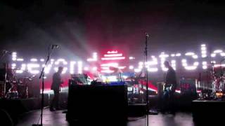 Massive Attack - Atlas Air (Live Multicam Edit)