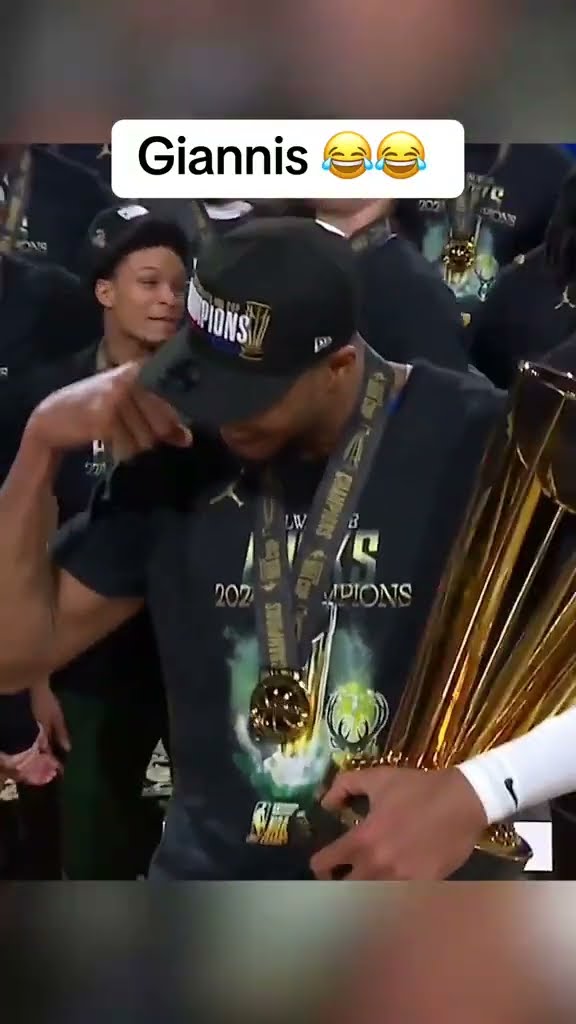Giannis is flexing after winning the NBA Cup ?