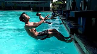 LATIHAN RENANG GAYA PUNGGUNG UNIVERSITAS NAHDLATUL ULAMA NTB