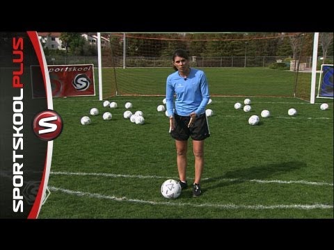 How to Curve the Soccer Ball with Mia Hamm