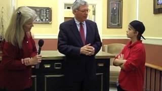 Mayor Langs Open Office Hours For Youth