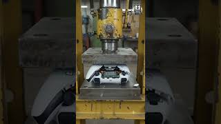 Hydraulic Press vs PS5 Controller 😱🔥 | Satisfying Crush Test #Shorts