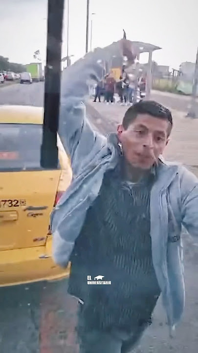 Taxista agrede el vehículo del sitp o tranmilenio, Me encanta vivir en Bogota, #meme #mundodelacalle