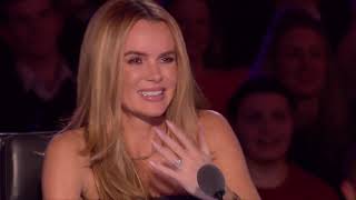 WOW!! 5 aksi manusia karet yang bikin tulang ngilu