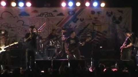 Rocket Rockers - Terdiam (Live Univ Maranatha 2005)
