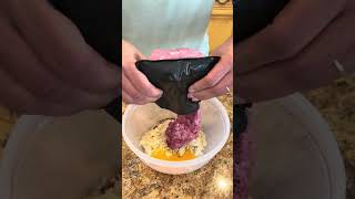 Doesn’t his lunch look delicious? #shorts #fyp #cooking #lunch #dinner #meatloaf #easy #husbandwife