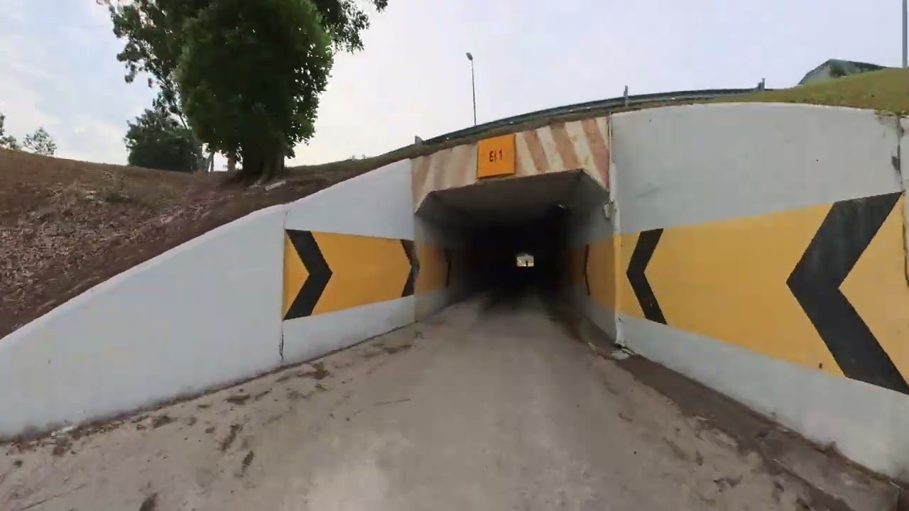 BMW R1250GS : Guthrie Highway Motorcycle Lane (North Bound) : Pure Sound