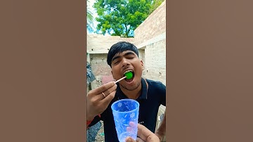 thử thách không cười với chiếc cốc đầy kẹo mút hấp dẫn đã lấy đi biết bao nụ cười của bạn#shorts