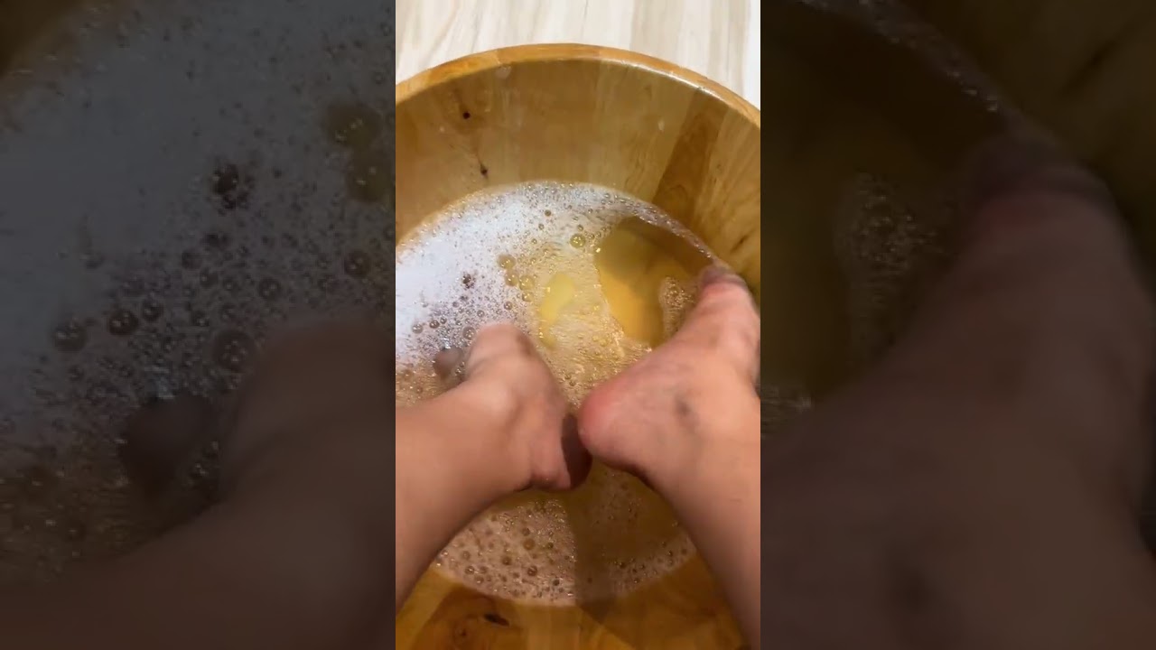 Tips on how to remove dry and cracked heels 💫 