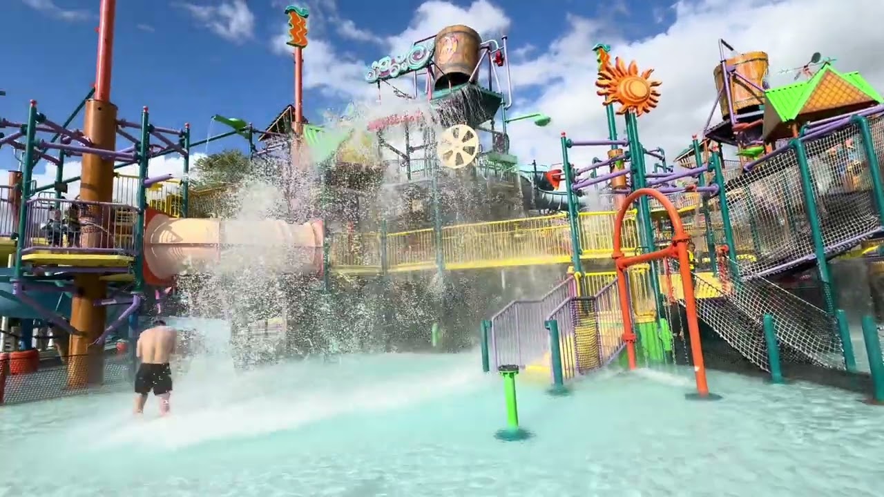 Aquatica Orlando water park December Winter