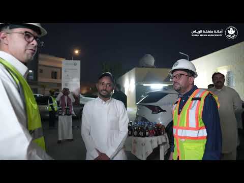 اطلاع أهالي العزيزية على أعمال مشروع تصريف السيول والأمطار