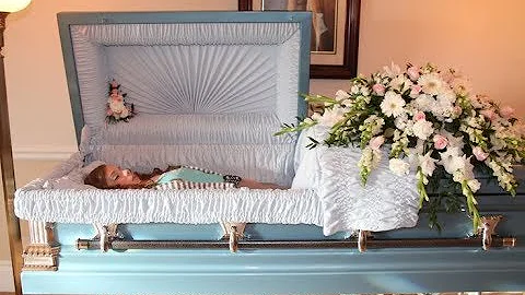 95 CELEBRITY OPEN CASKET PHOTOS