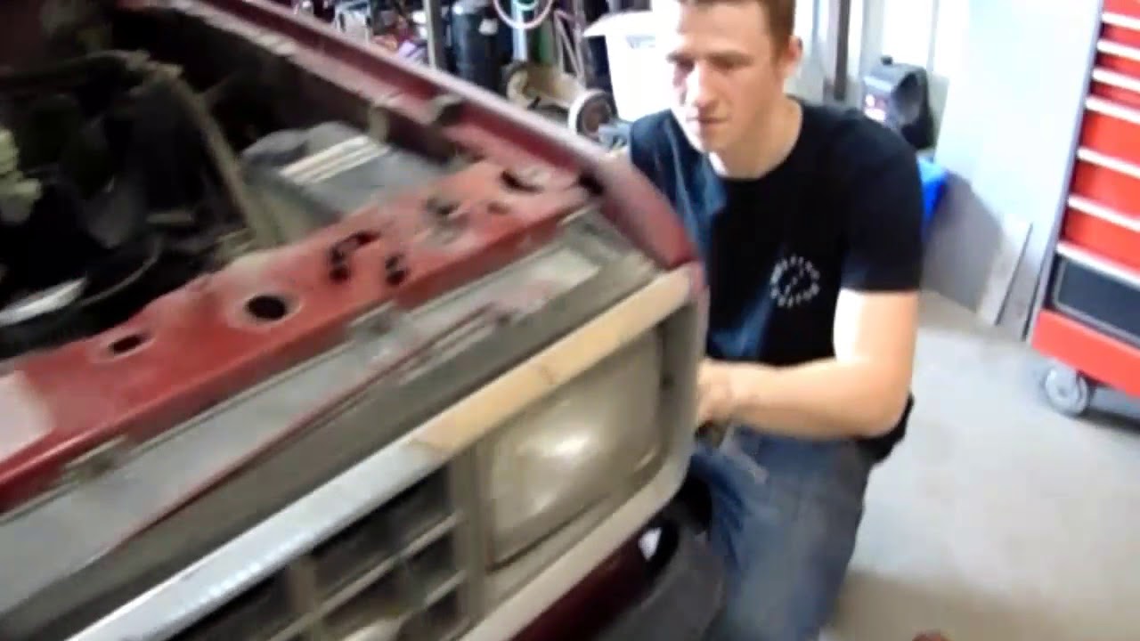 Replacing Front fenders on a Ford Ranger. - YouTube