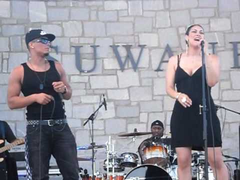 KeKe Wyatt performs "My First Love" with brother, ...