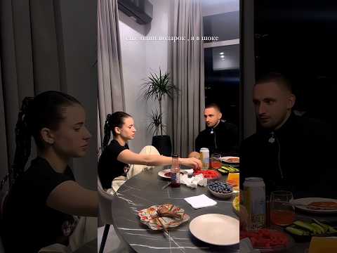 Литвин ПОДАРИЛ АДЕЛЬ ДОРОГИЕ КРОССОВКИ ☠️😳 #shorts