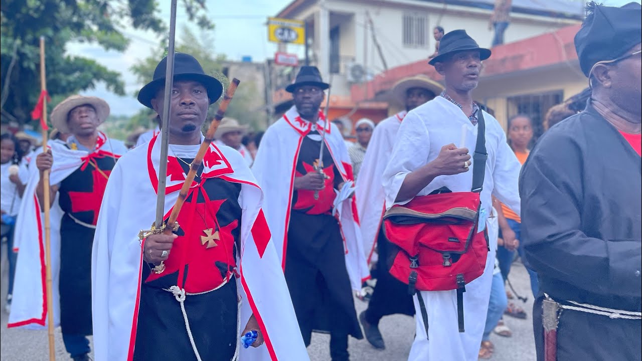 Loge de Jacmel - Défilé à l'occasion de la fête Saint Jean Baptiste