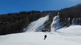 HAUTES ALPES Front de neige de Crévoux