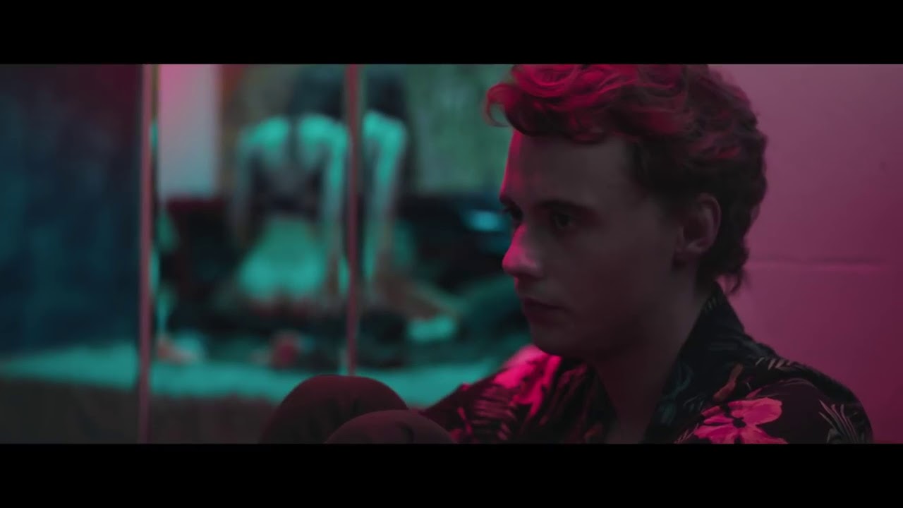 Аутло - Трейлер русский фильма - YouTube