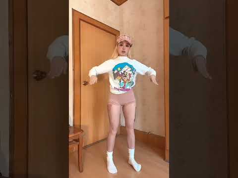 look at me #fyp #robot #dance #doll #dancechallenge #コスプレ #cute #kawaii