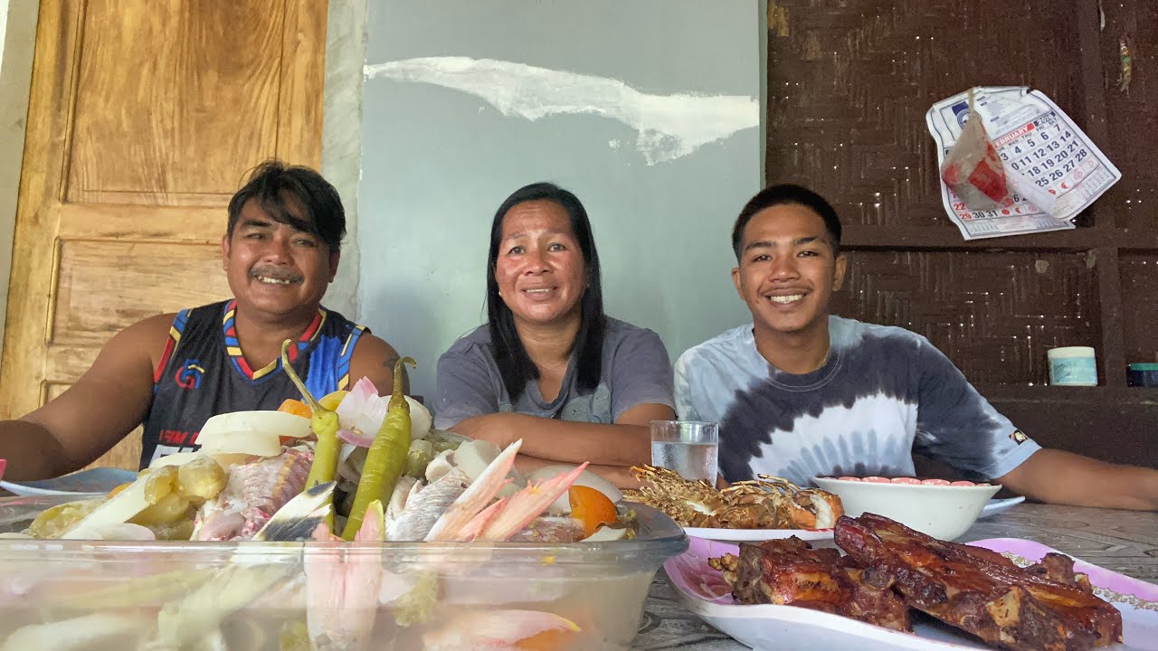 TANGHALIAN SINIGANG NA ISDA & FRIED PORKCHOP.