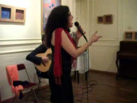Graciela Reiris en ANCLAO en PARIS entre mate y champan - QUE BUENA FÉ - de Eladia Blázquez.mpg