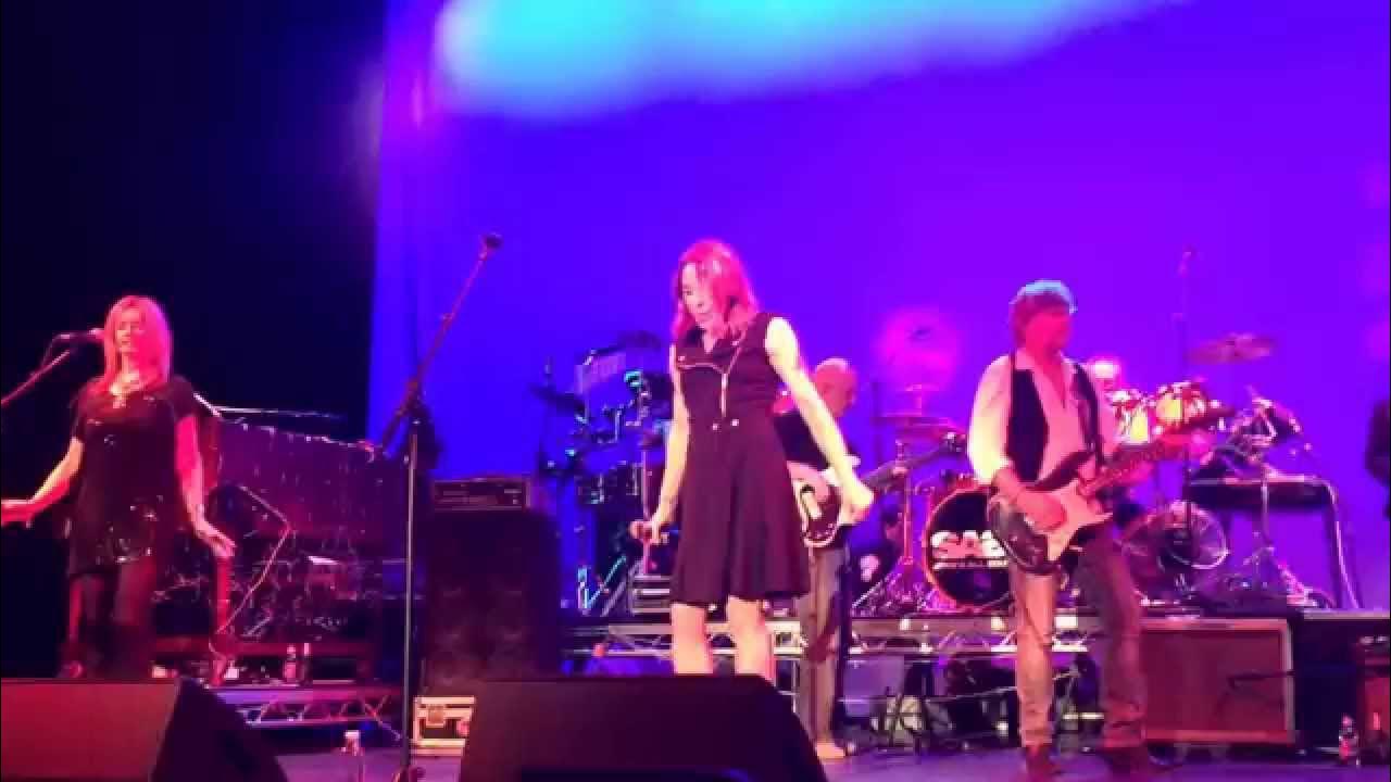 Melanie c Too much Solo Spice Girls With Spike Edney SAS Band Melanie c Too much Solo Spice Girls With Spike Edney SAS Band
