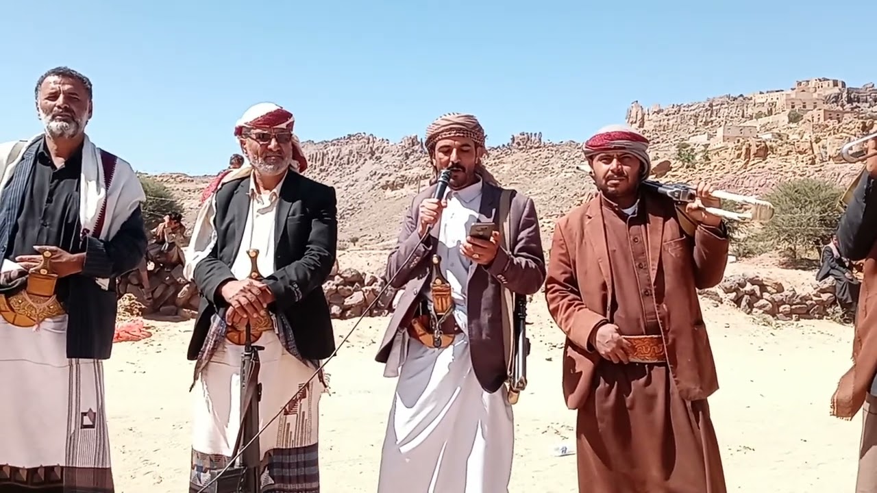 حال احمد سند ابوركن اثناء وصول كومان المحرق ساحة ال اسلم في عرس أولاد الشيخ عتيق الاسلمي.