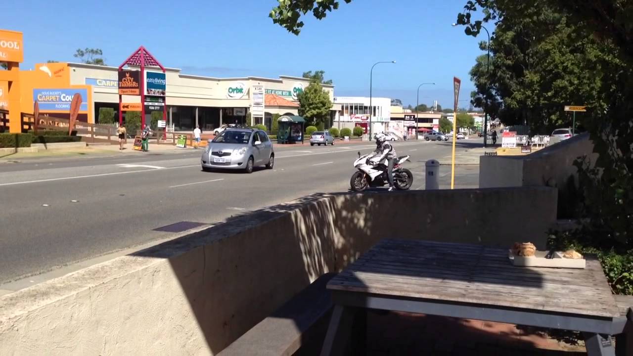 Triumph Daytona 675R - Arrow Exhaust