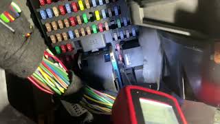 Range rover sport 2006 heater blower motor won’t turn on 2006 Land Rover Lr3 Blower Motor Relay Location