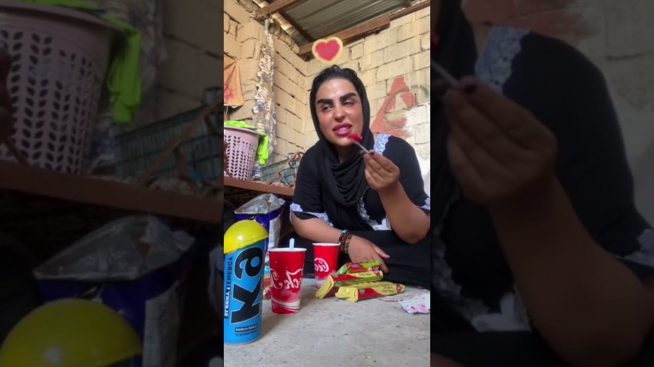 جبت للفروخ حلويات بعد الغدة🍨🍧 اكلت موطة من الحر راح تخلص الوجبة طلعت بلا فلتر