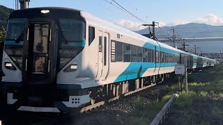 E257系2000番台特急あずさ84号新宿行き通過