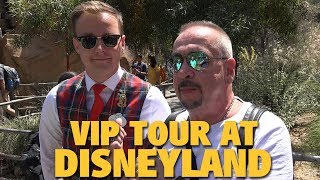 Pete, katrina, sean, tyler, and assorted friends take a vip tour of
disneyland where they get to ride any want without waiting in line!
check out t...