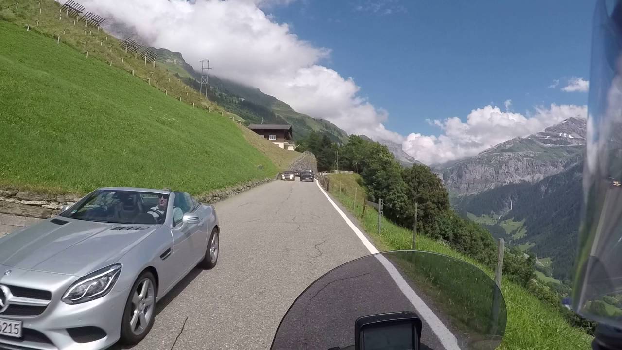 07.2016 Piaggio MP3 500 Klausen Pass Aufstieg