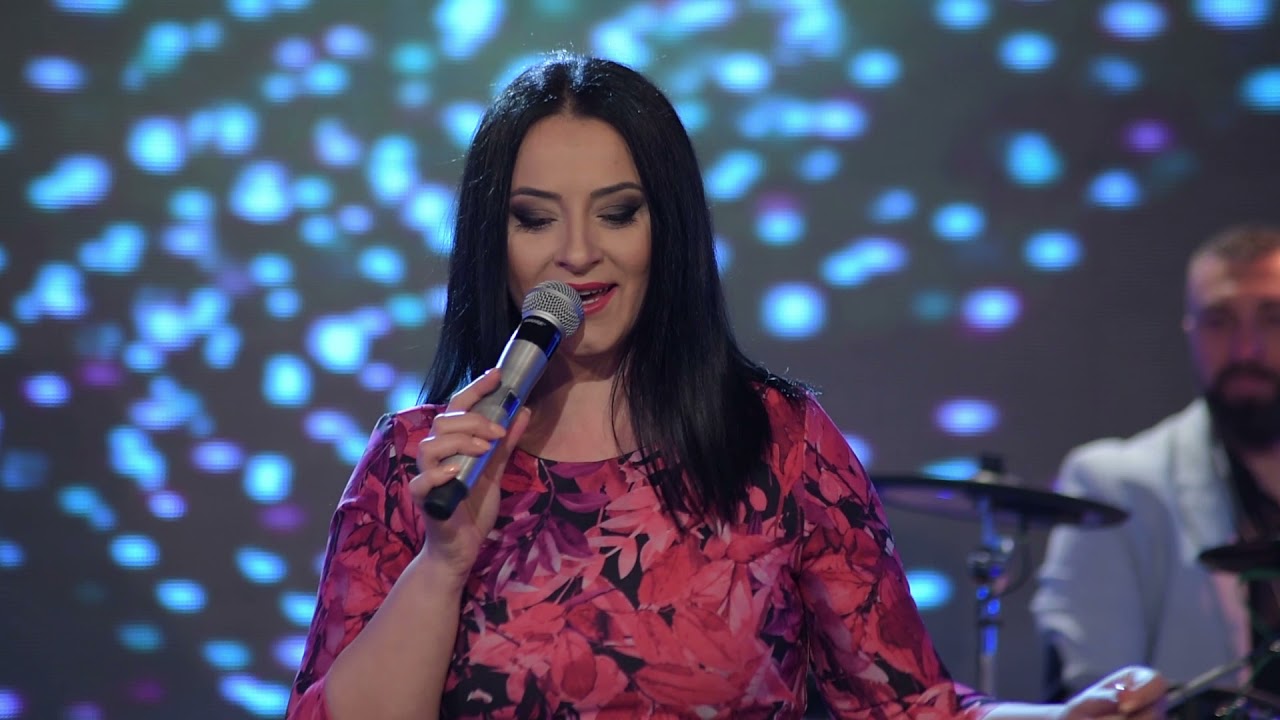 Aneta i Grupa Molika - Most mi zidaja devet majstori (Art Studio Production Live TV Show)