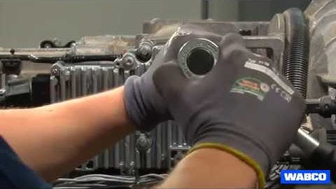 WABCO Solution for 3rd Gen Daimler AMT: Installing the Gate Module (2 position cylinder)