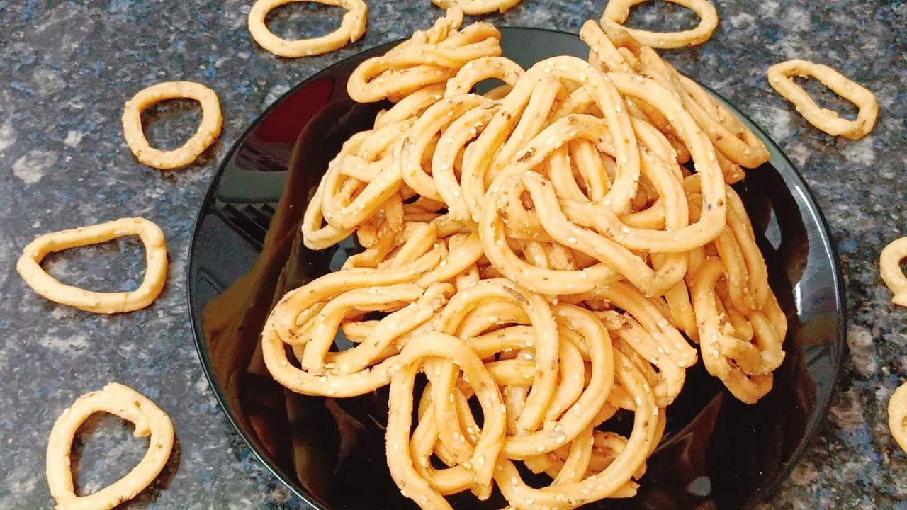 కుక్కర్ లో క్రిస్పీ జంతికలు 😱 | నూనె లేకుండా ఇంత ఈజీనా? | Telugu Snacks