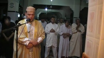 القارئ نورالدين بوغلاب الذي فاجئ المصلين بصوته - صوت تقشعر له الجلود وتبكي منه العيون